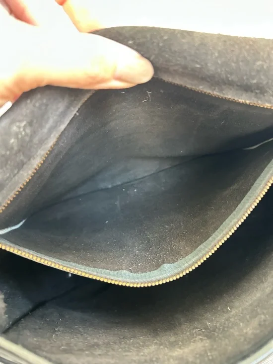 Vintage Coach Black Leather Crossbody Saddle Bag with Gold Hardware - Picture 11 of 12